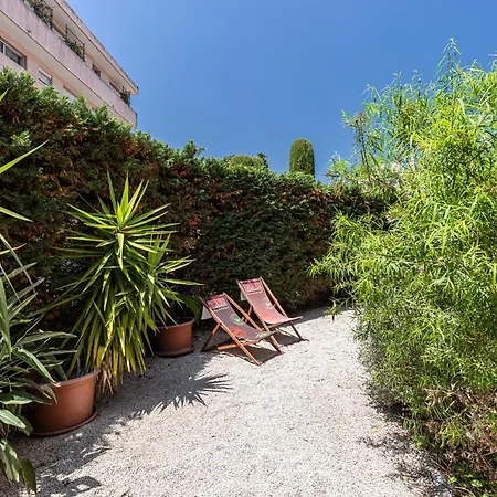 Apartment Familial Avec Jardin Ensoleille Dans La Cite Des Potiers Vallauris