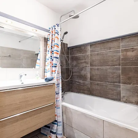 Apartment Familial Avec Jardin Ensoleille Dans La Cite Des Potiers *